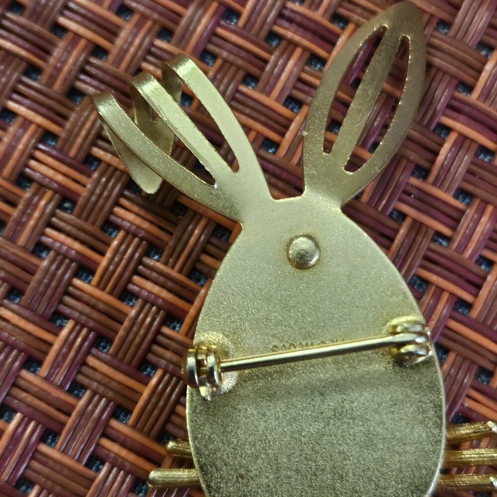 Vintage Sarah Coventry Winking Rabbit Brooch - Picture 3 of 4